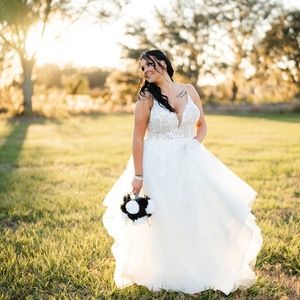 Wedding dress